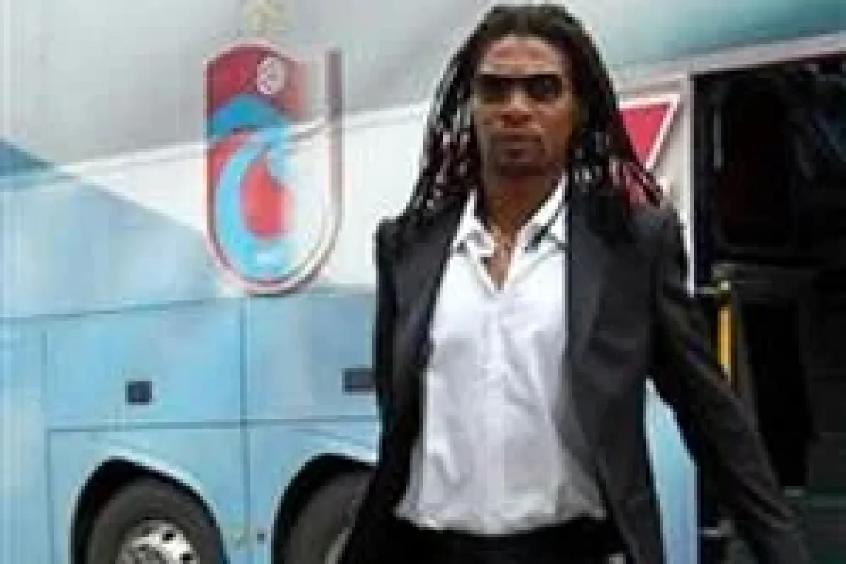 Trabzonspor Song'la FIFA'lık oldu