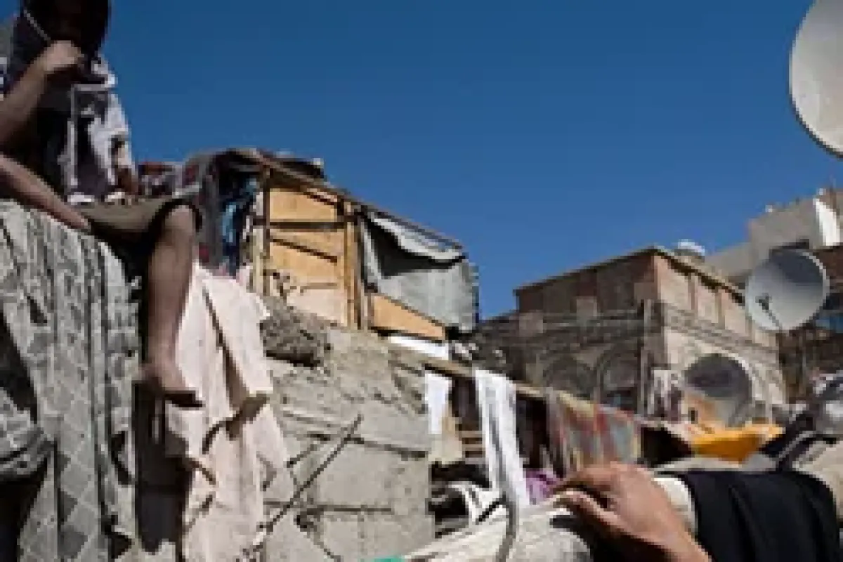 Yemen'de askeri uçak düştü