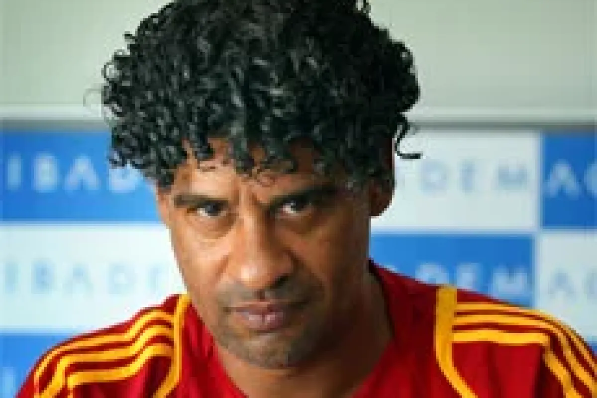 Rijkaard Fenerbahçe'ye öfke kustu