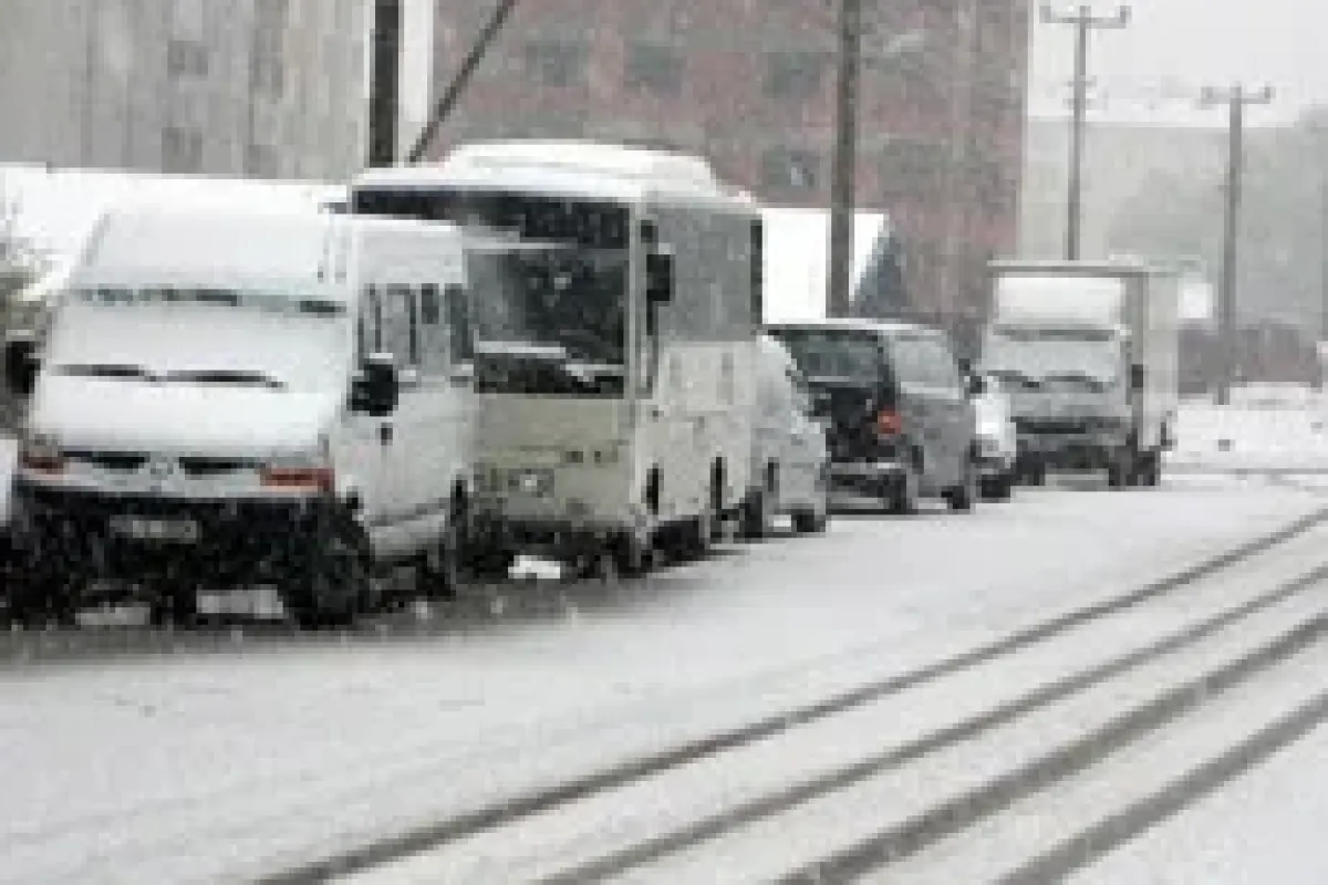 Erzurum'a mevsimin ikinci karı