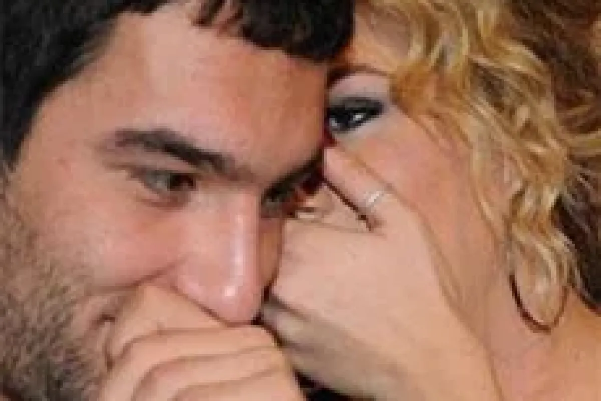 Arda Sinem'e sÄ±rÄ±lsÄ±klam aÅ�Ä±k