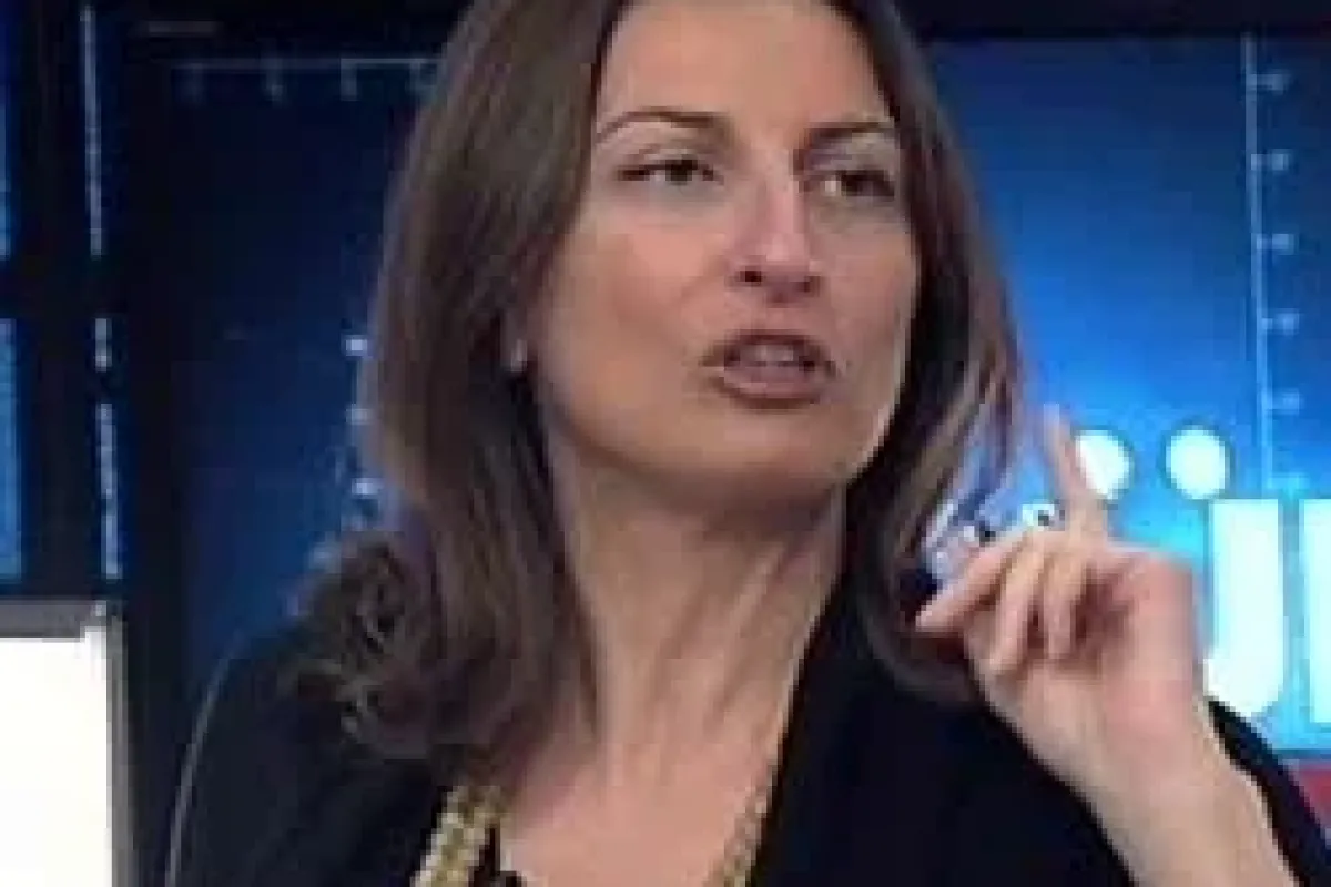 Nuray Mert 'Allah deyip' saydırdı