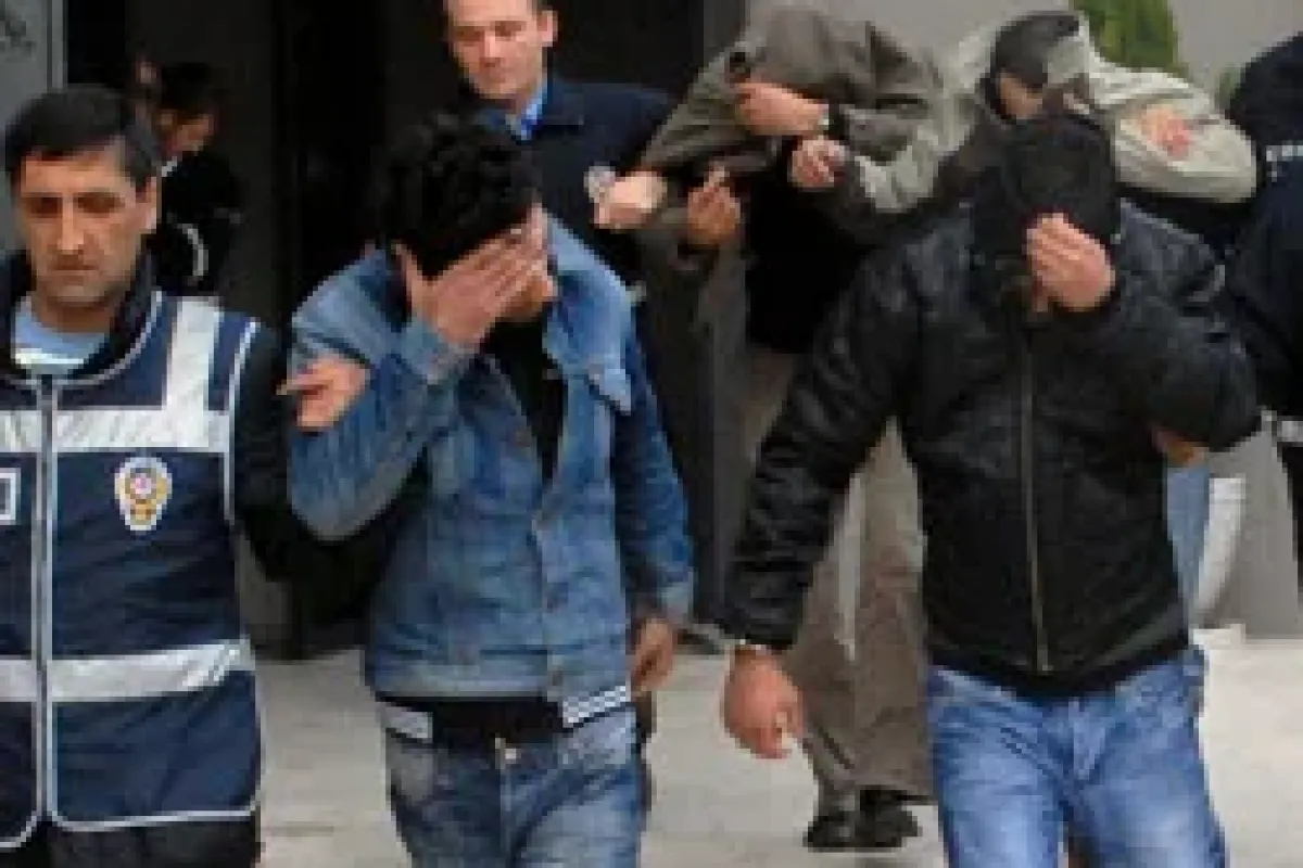 Erzincan'da bodrumdan bomba çıktı