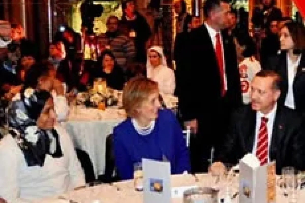 Erdoğan'e resmen pislik yedirmişler!
