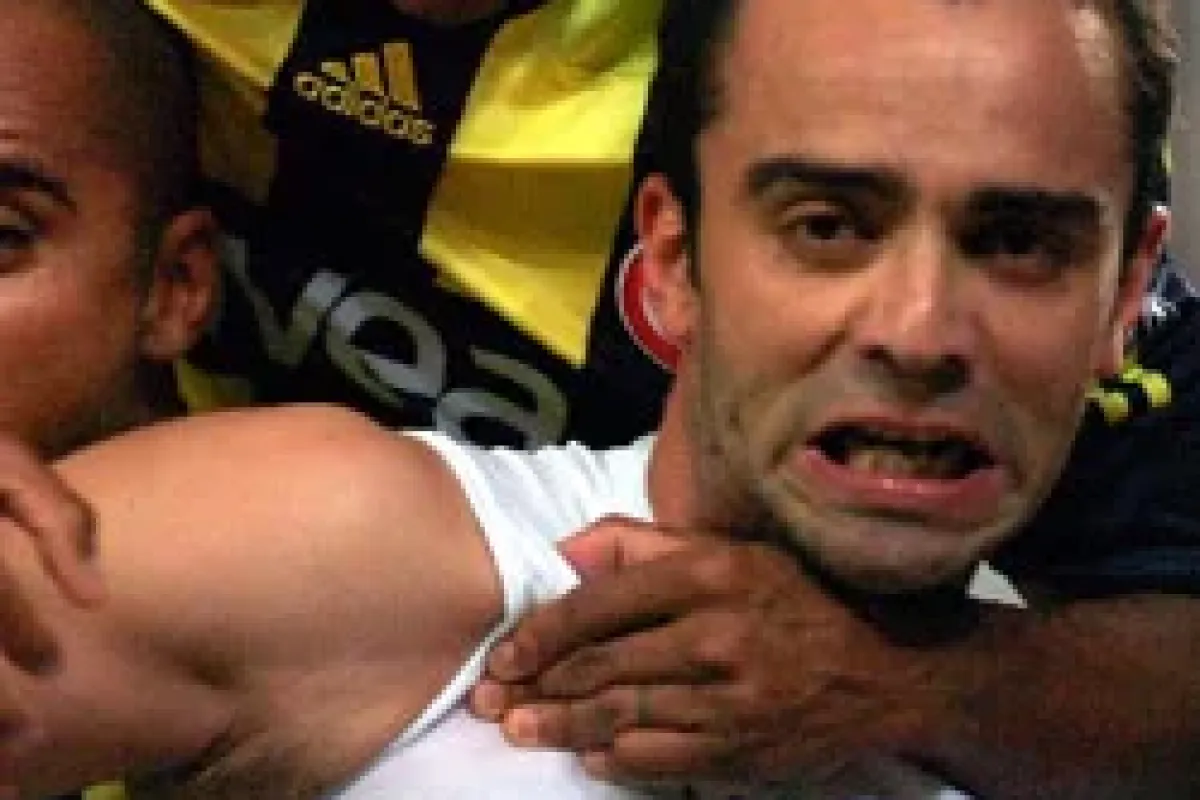 Semih Şentürk yuvadan uçuyor