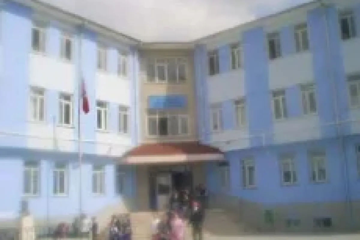 Okul müdürlerine soruşturma şoku
