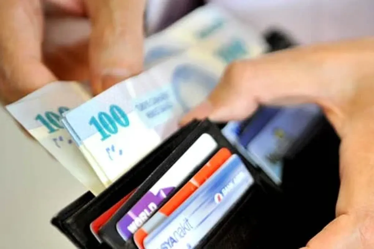 Patronlar destekliyor işçiler isyanda