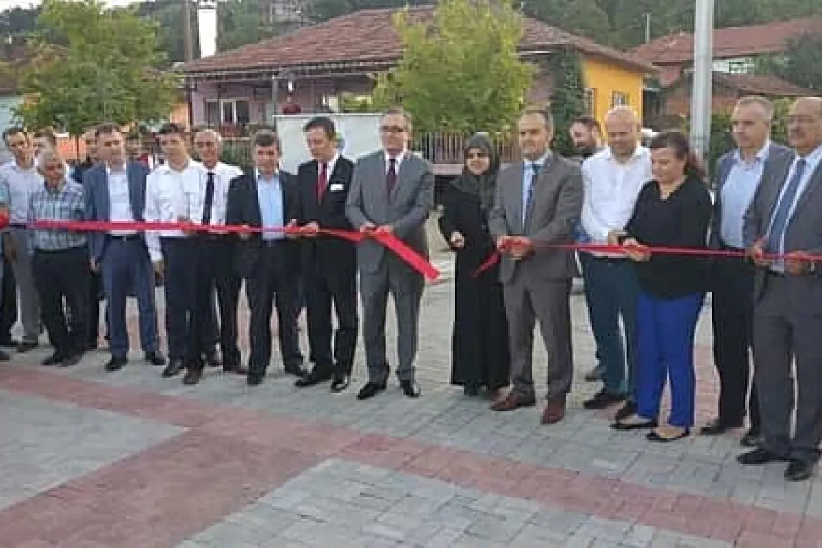 Erol Çetinkaya Adına Meydan