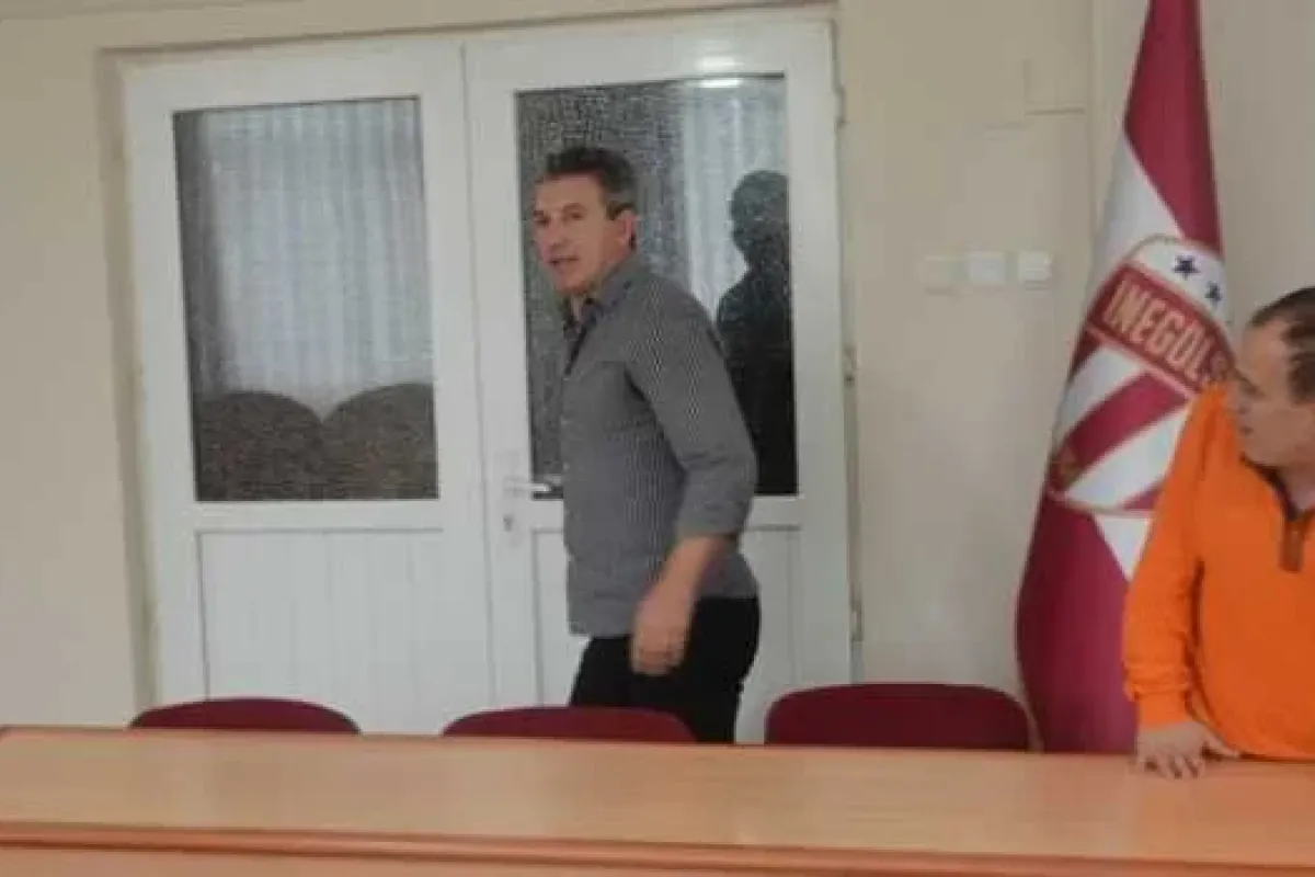 Serhat Güller İnegölspordan İstifa Etti