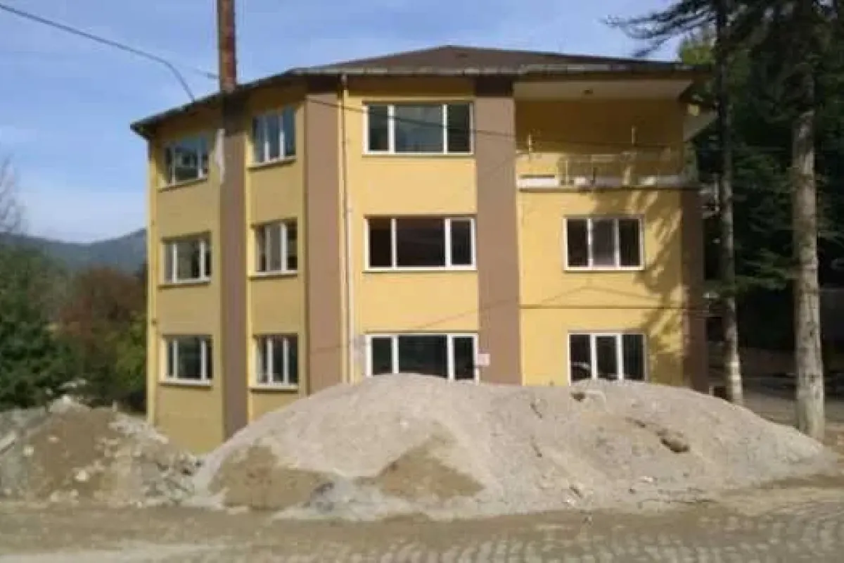 O otel yıkılıyor