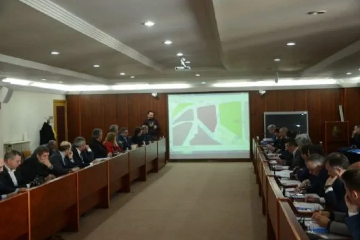 Belediye Binası Görüş Ayrılığına Neden Oldu