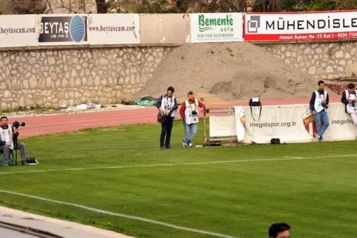 İnegölspor Yönetimi Bu Eziyeti Neden Görmüyor?