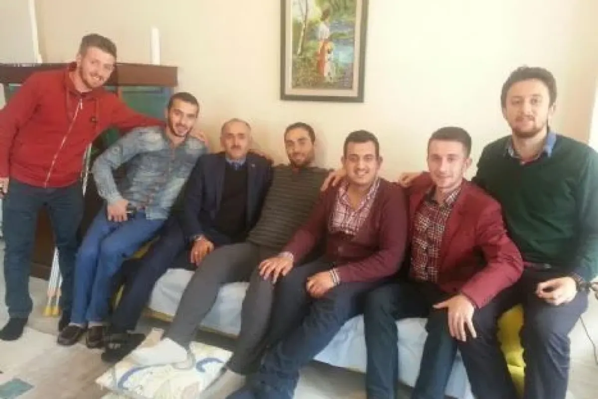 Yaralı Teğmene Ziyarete Gittiler