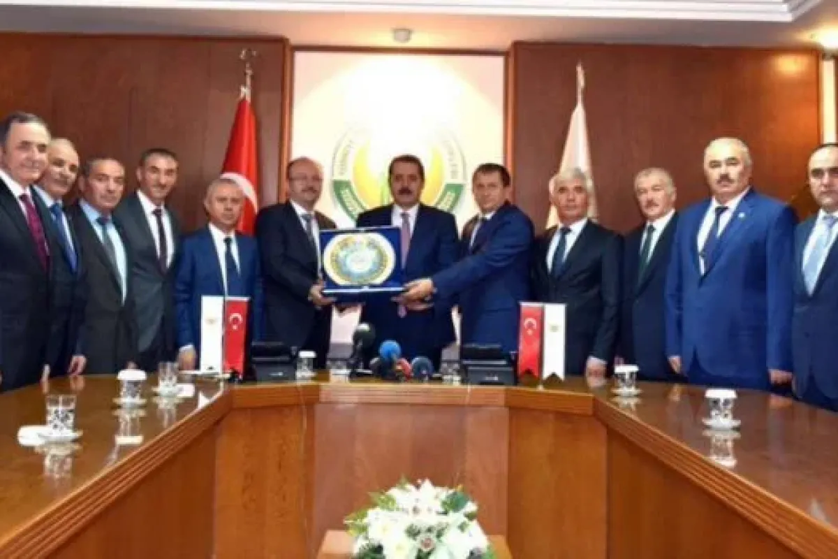 100 Bin TL Maaş Alan Müdürün Maaşına Kesinti