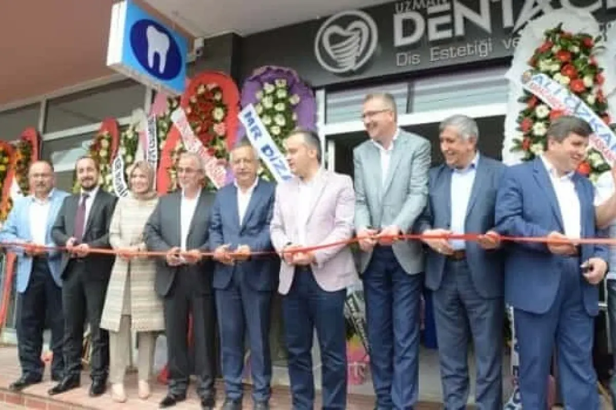 Uzman Denta Clinic Hizmete Açıldı