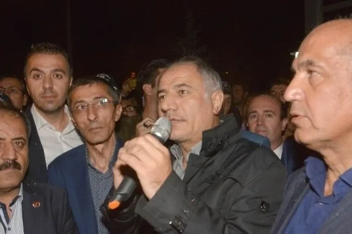 Efkan Ala bakanlıktan ayrılmasını böyle yorumladı