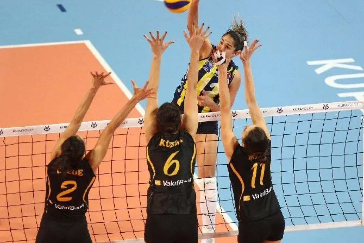 Kupa voleyde şampiyon fenerbahçe