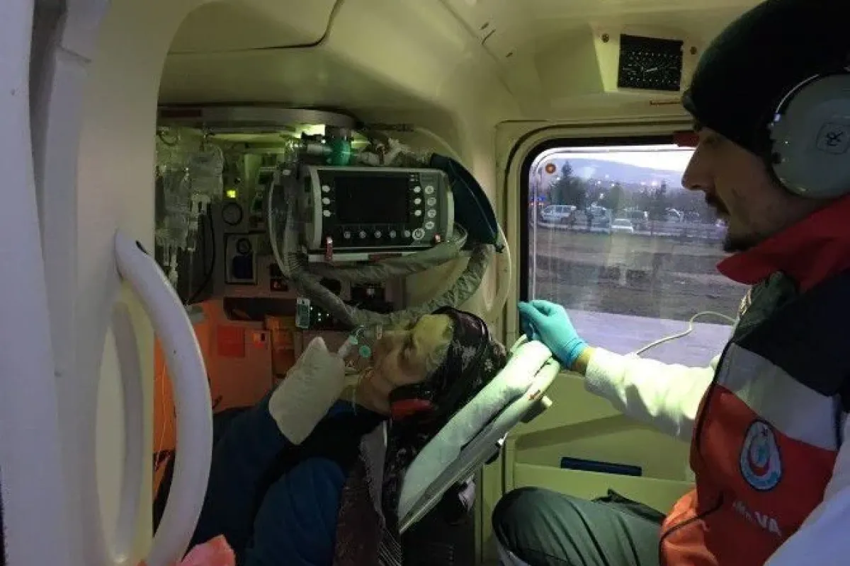 Kalp hastası kadının yardımına ambulans helikopter yetişti
