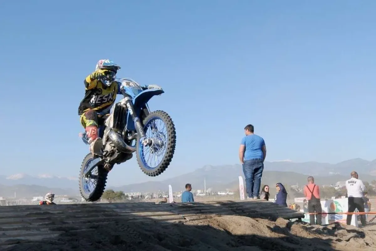Kum enduro yarışları sona erdi