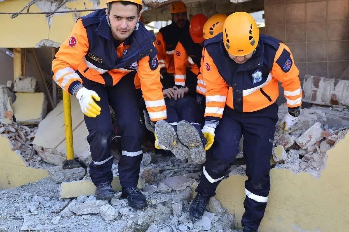 Yıldırım afetlere hazır