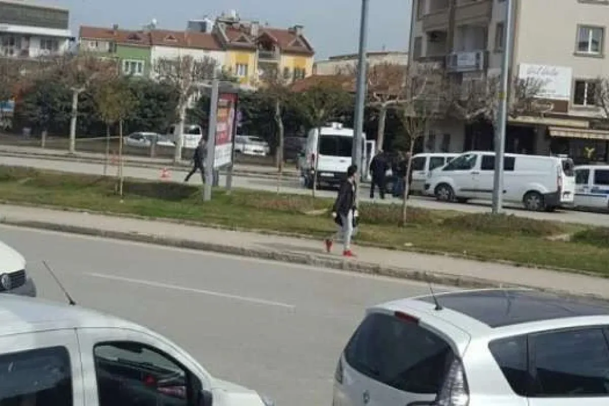 Bursada FSM Bulvarında bomba paniği