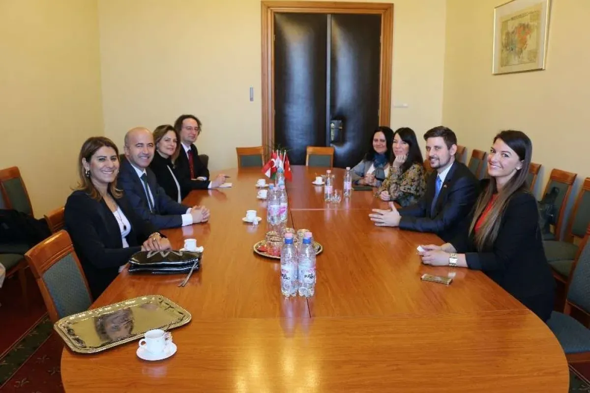 Karşıyaka belediyesi heyeti, macaristan parlamentosunda
