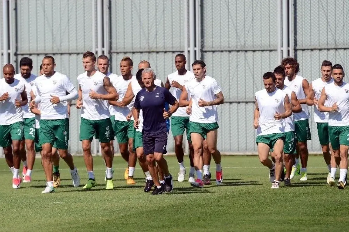 Özlücede Paul Le Guen rüzgarı