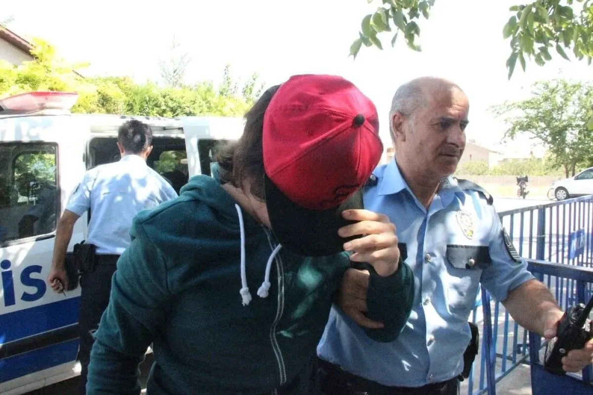 Konyada Hero tişörtlü gence gözaltı