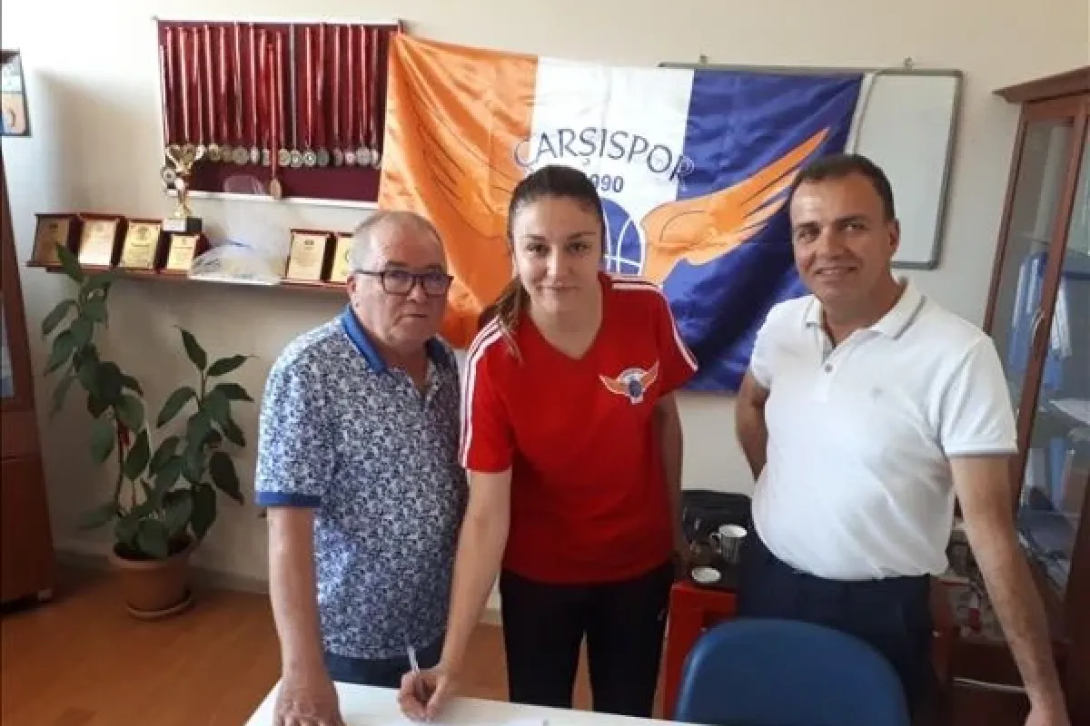 Çarşıspor´da 4 İmza