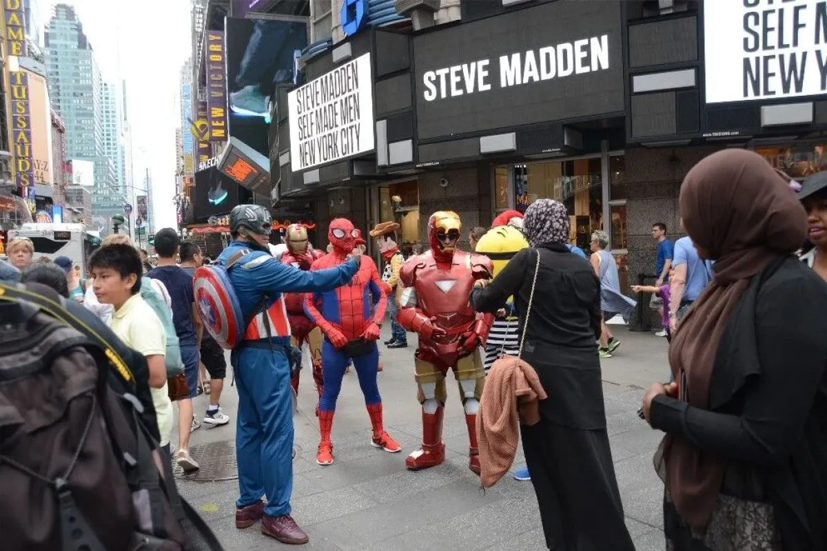 Times Meydanı turist akınına uğruyor