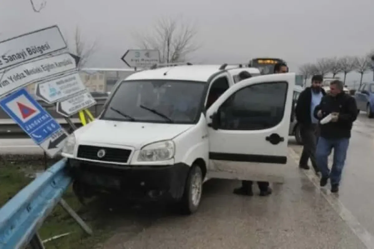 Köprü üzerinde kaza; 3 yaralı