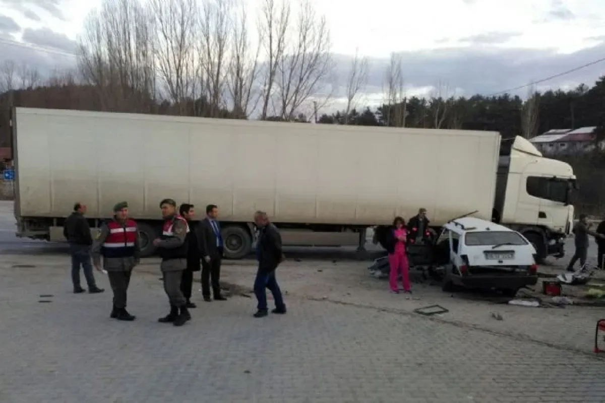 Bursada trafik kazası: 1 ölü, 1 yaralı