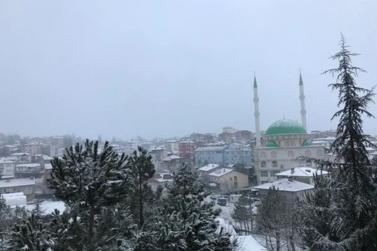 Kar yağışı Bursanın dağ yöresinde etkili oluyor