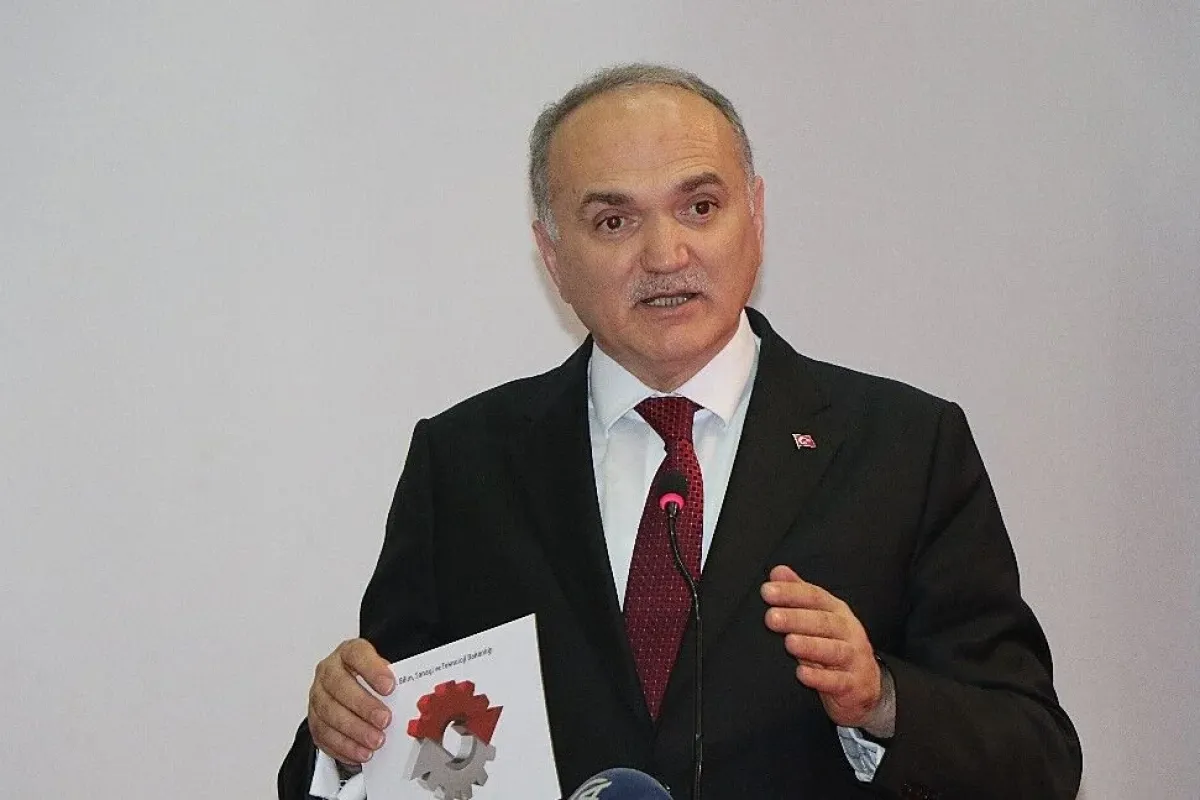 Bakan Özlü: Tek dertleri var; o da Erdoğansız ve AK Partisiz bir Türkiye