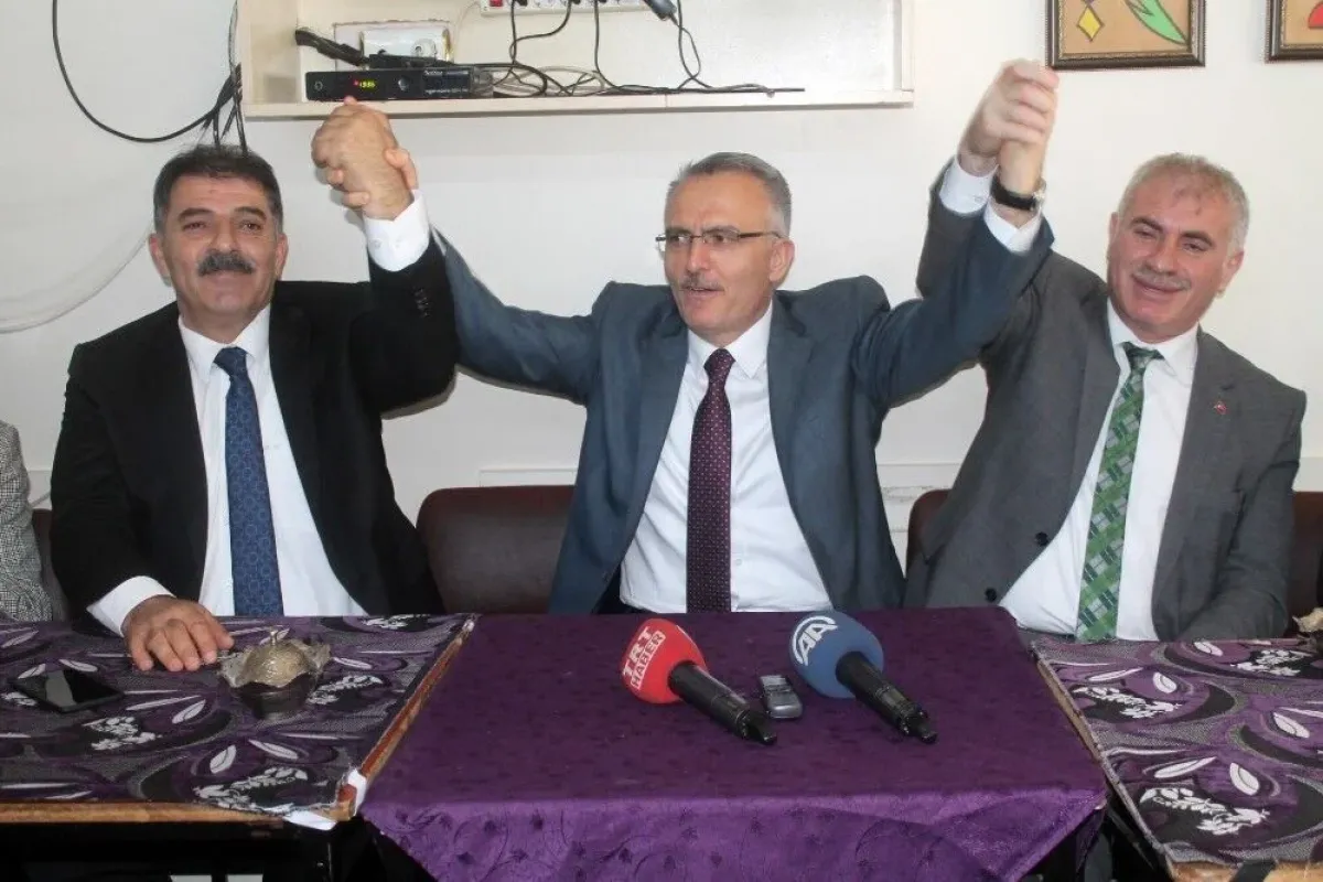 Maliye Bakanı Naci Ağbal: 24 Haziran yeni hükümet sisteminin ilk zaferini de ortaya koymuş olacak