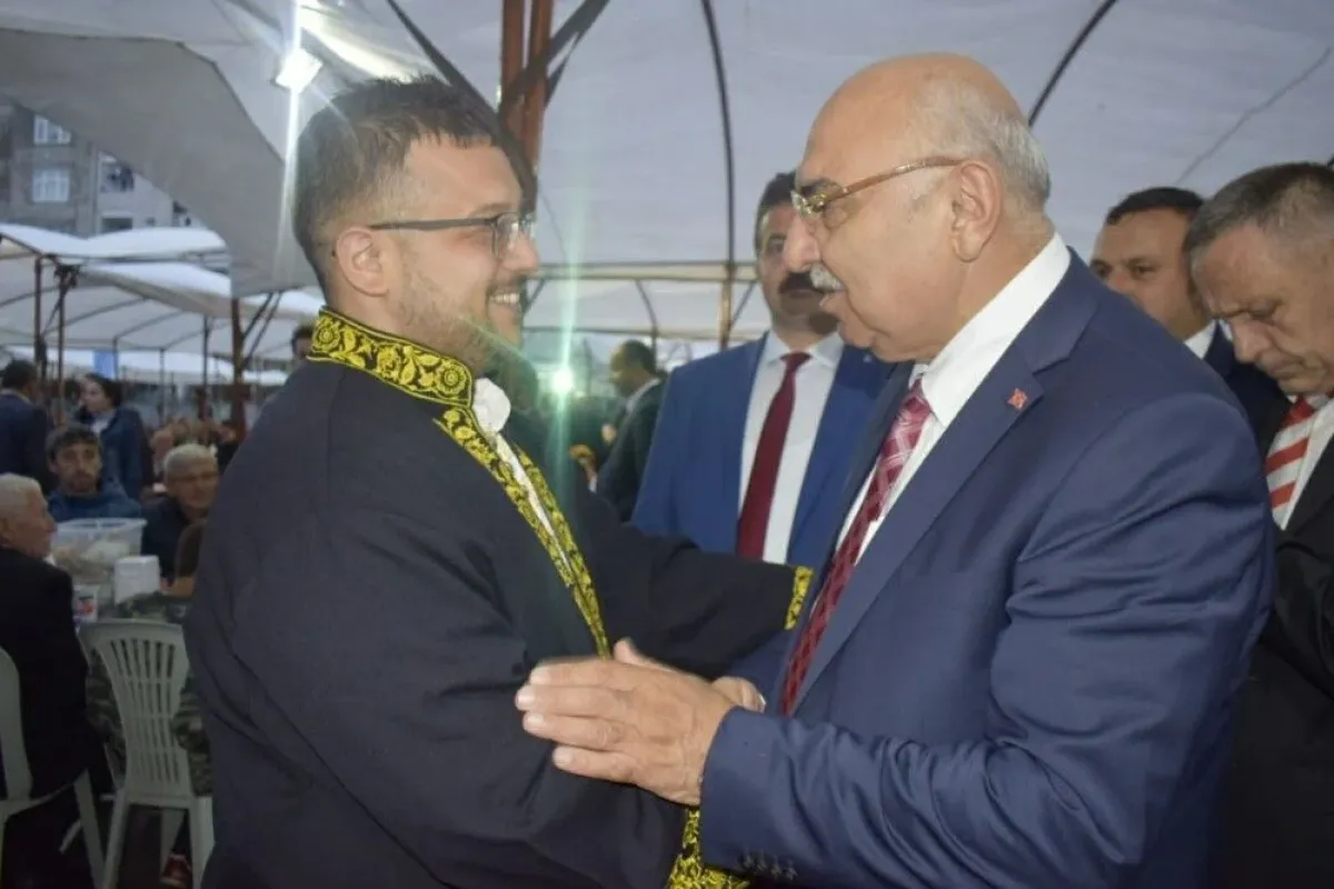 Yediyıldız, Çaybaşında vatandaşlarla buluştu