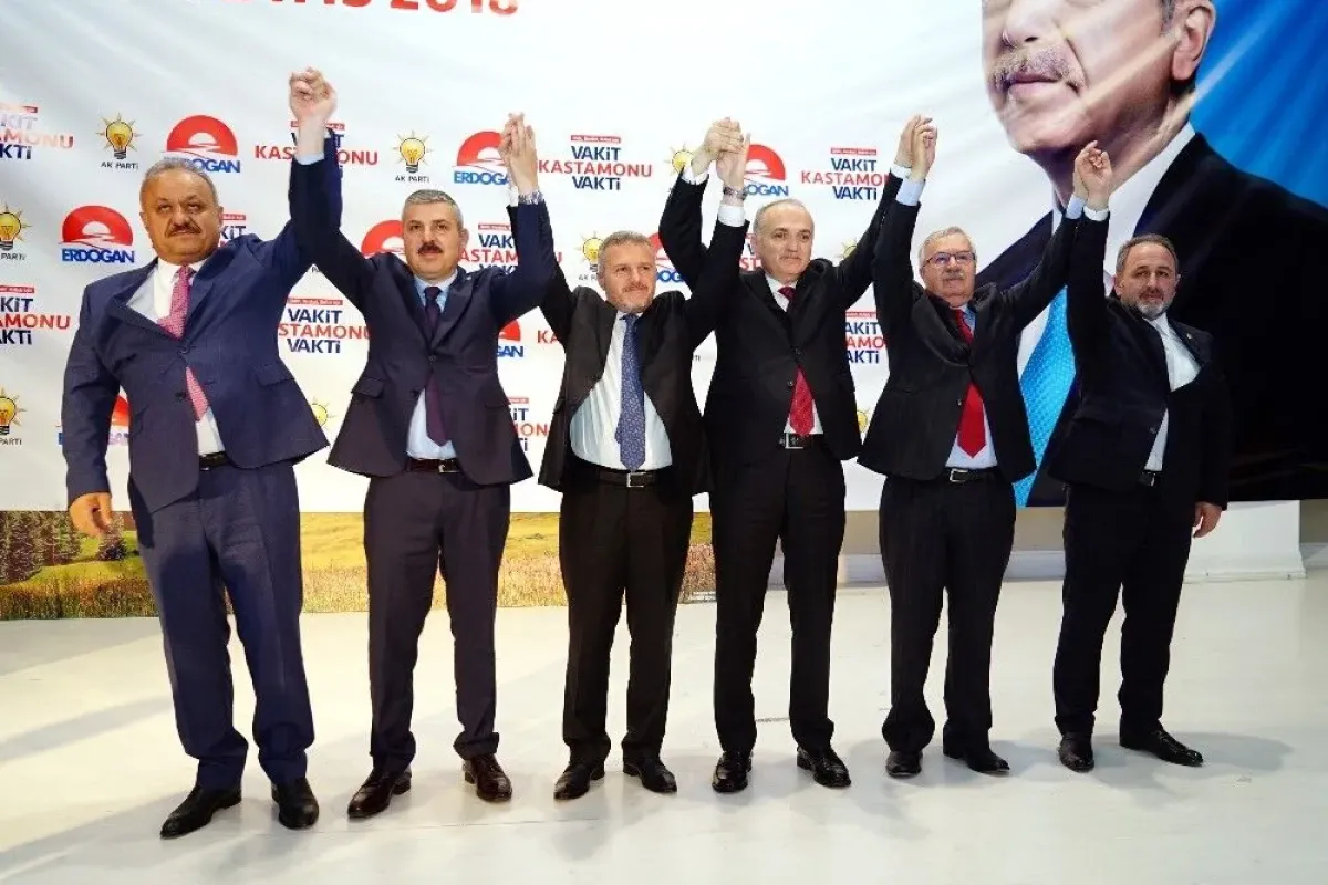 Bakan Özlü, milletvekili aday tanıtım toplantısına katıldı