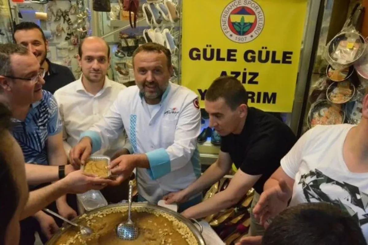Aziz Yıldırım kaybettiği için helva dağıttı