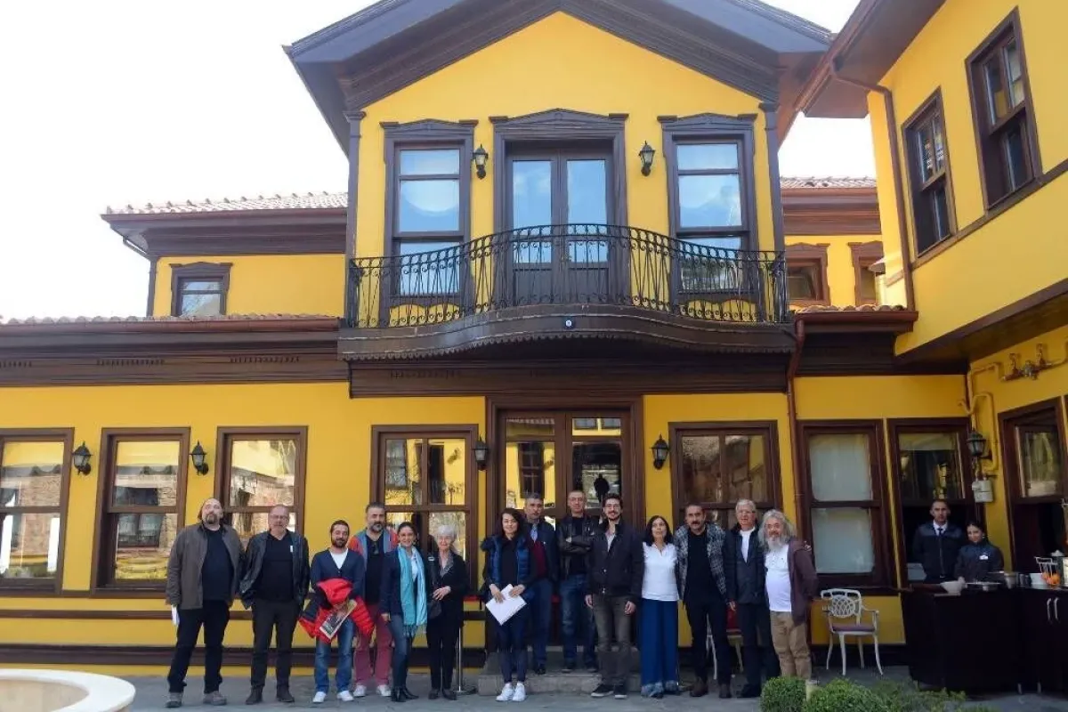 Osmangazide tiyatro zamanı