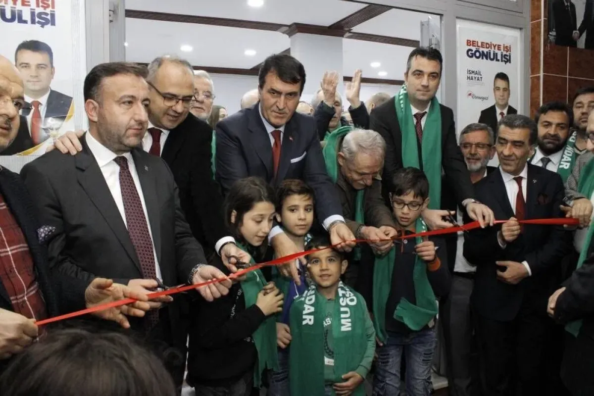 Osmangazide seçim ofisi dualarla açıldı