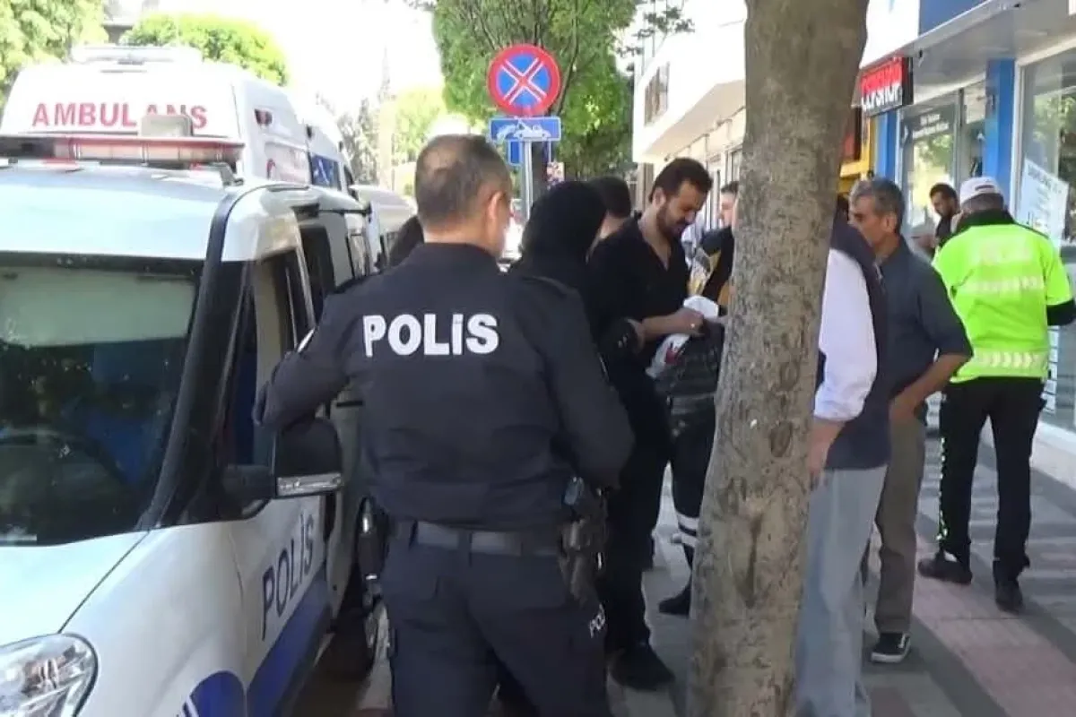 Elektrikli bisikletle kırmızı ışıkta geçti, biri bebek 4 kişi yaralandı