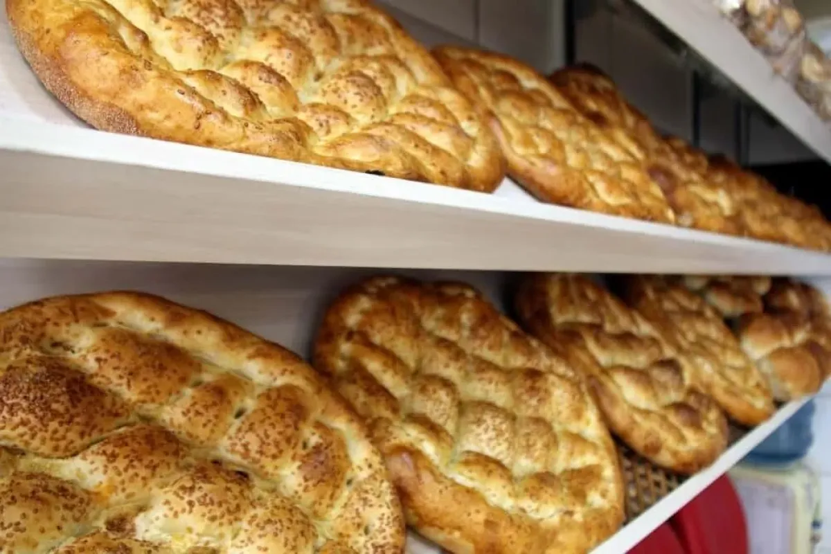 Bursada 300 gram ramazan pidesi 2,5 liradan satılacak