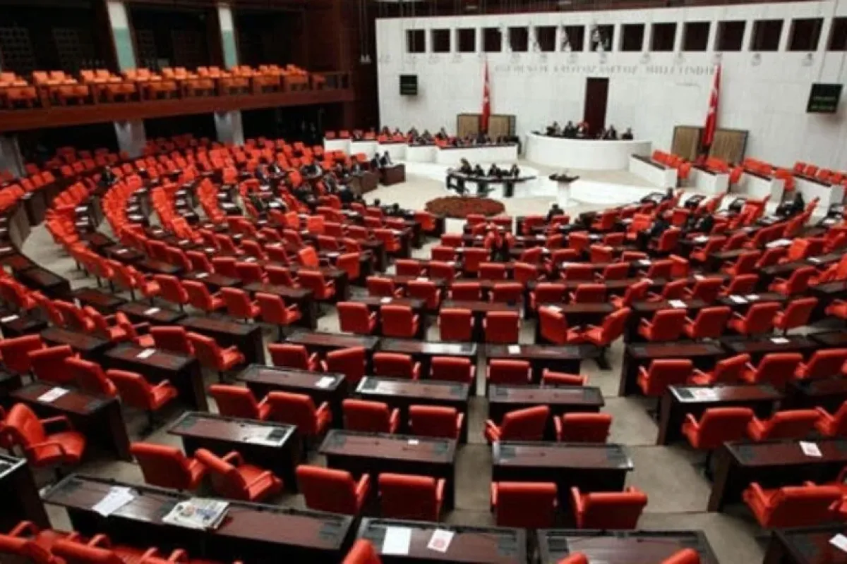 Bursa milletvekilinden flaş askerlik teklifi