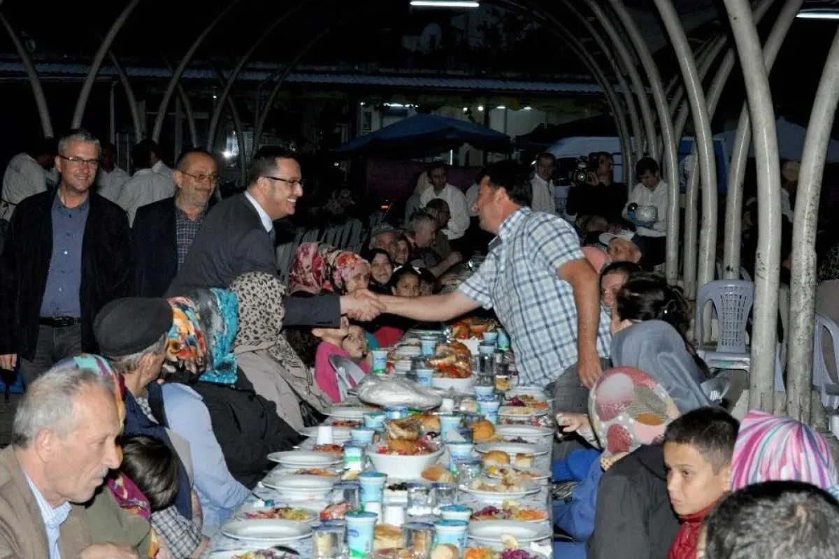 Lalaşahinde ramazan bereketi