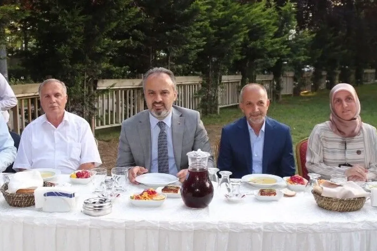 Makedonyalı gençlere Aktaş morali