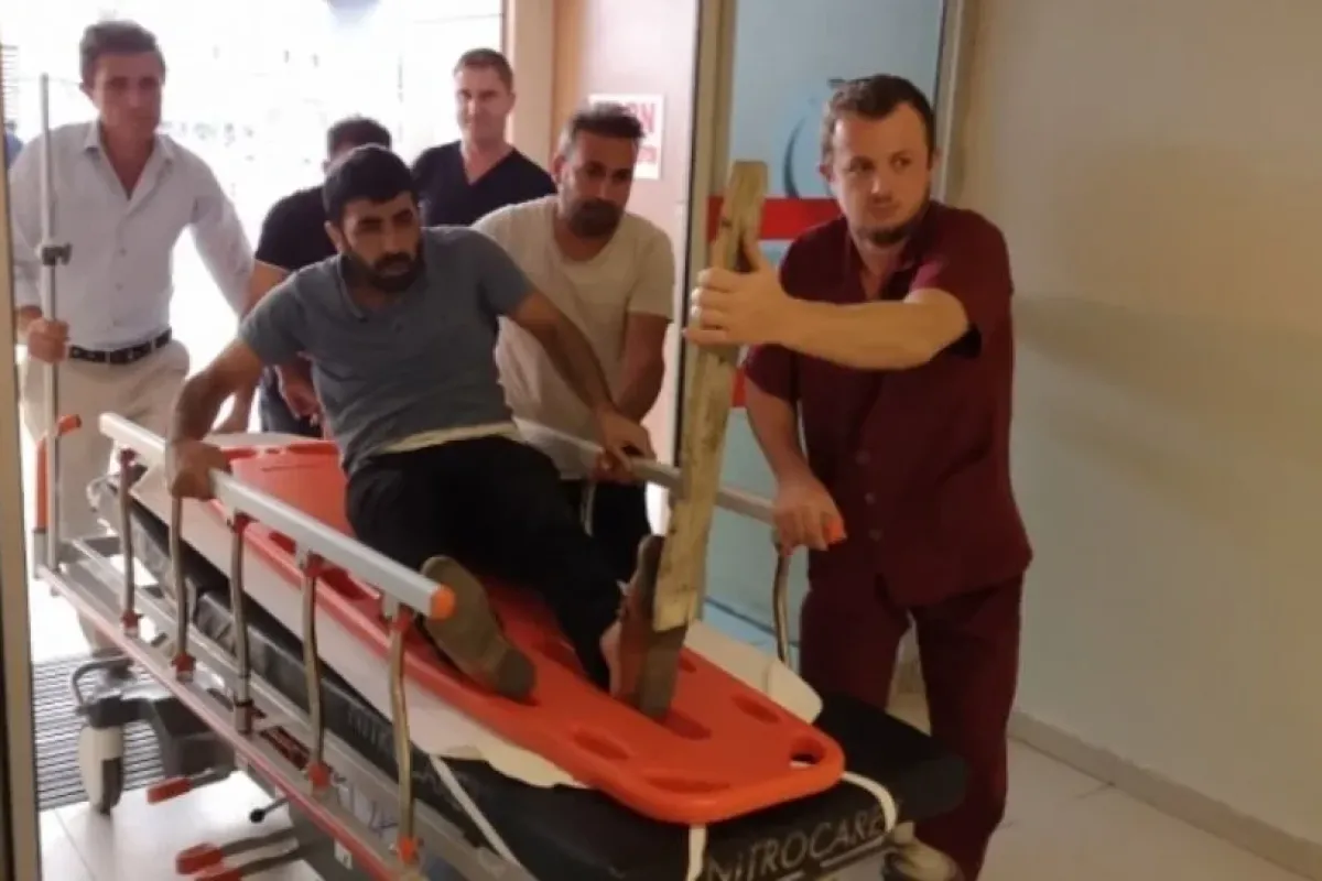 Ayağında tahtayla acile getirdiler