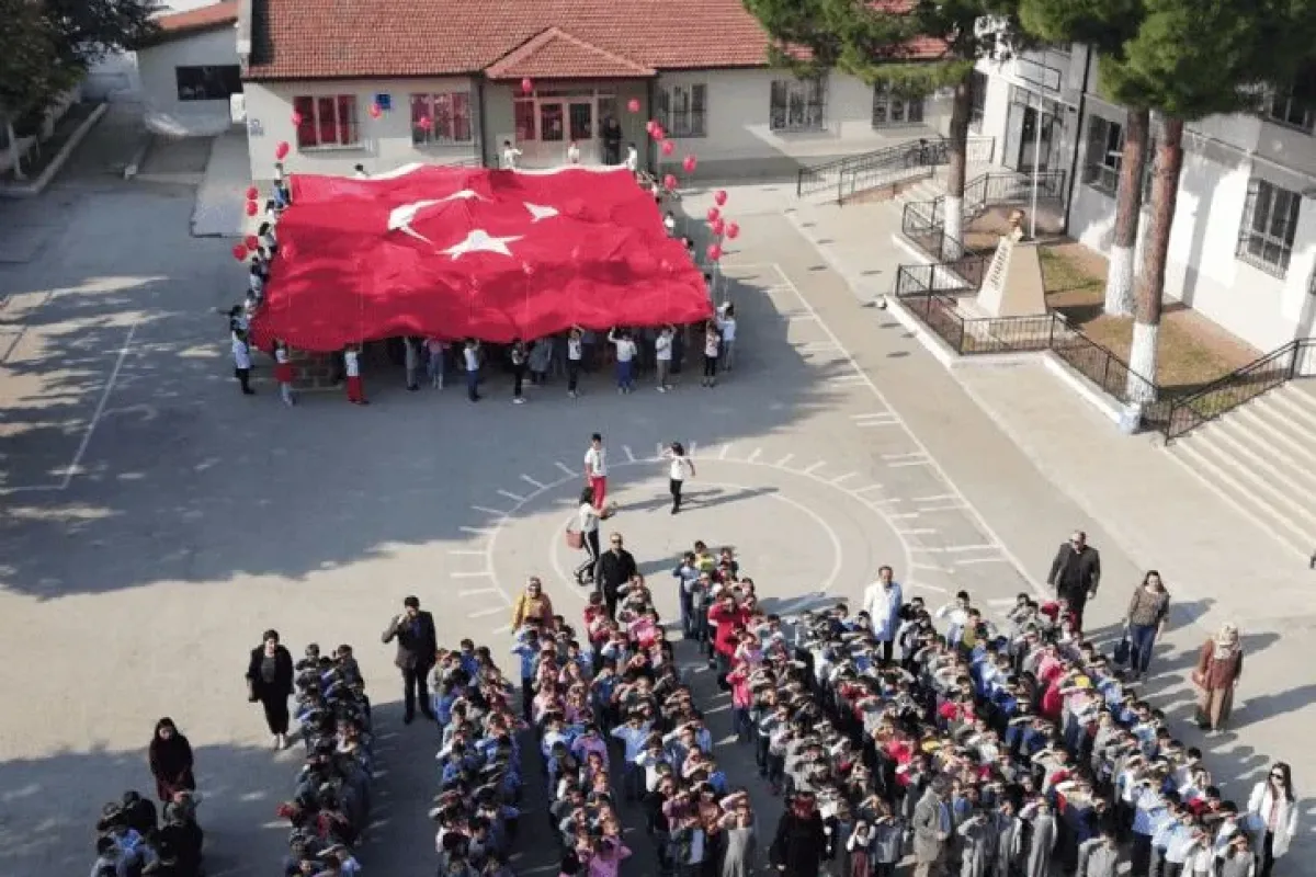 Askerlerimize kareografili selam