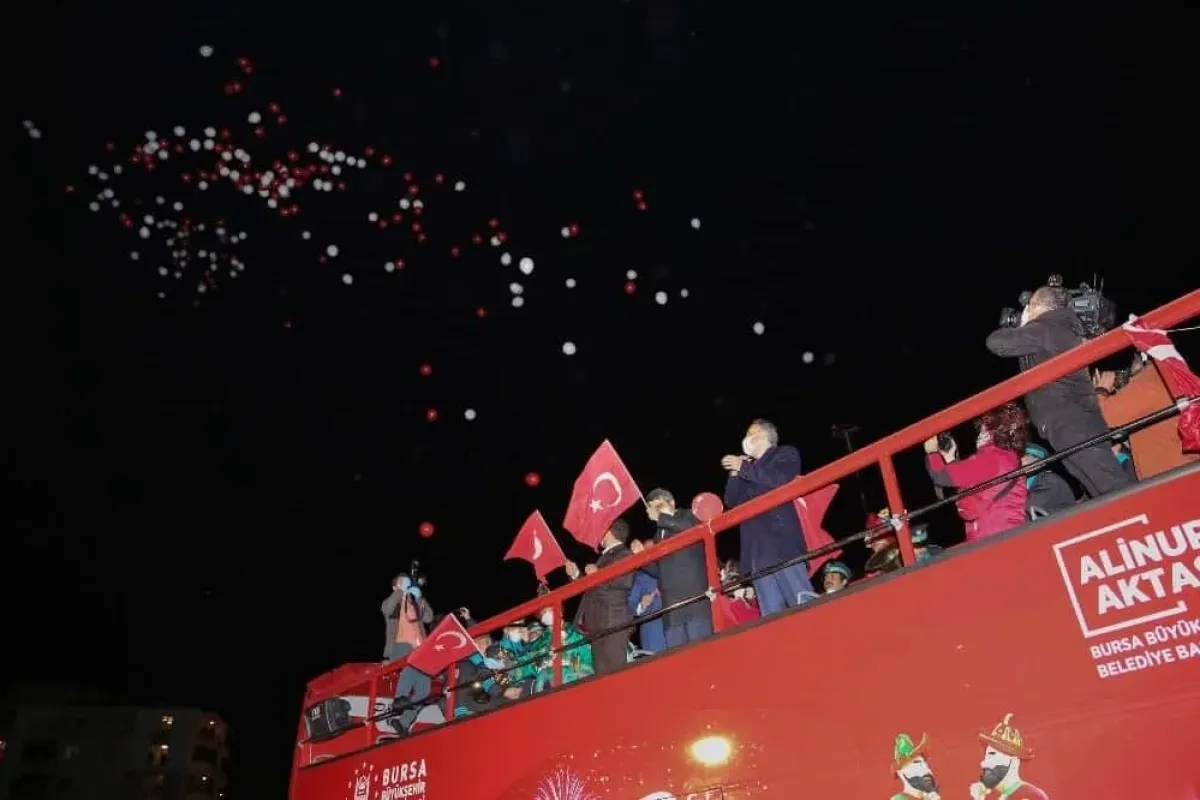 Bursada 23 Nisan kutlamalarına renkli final
