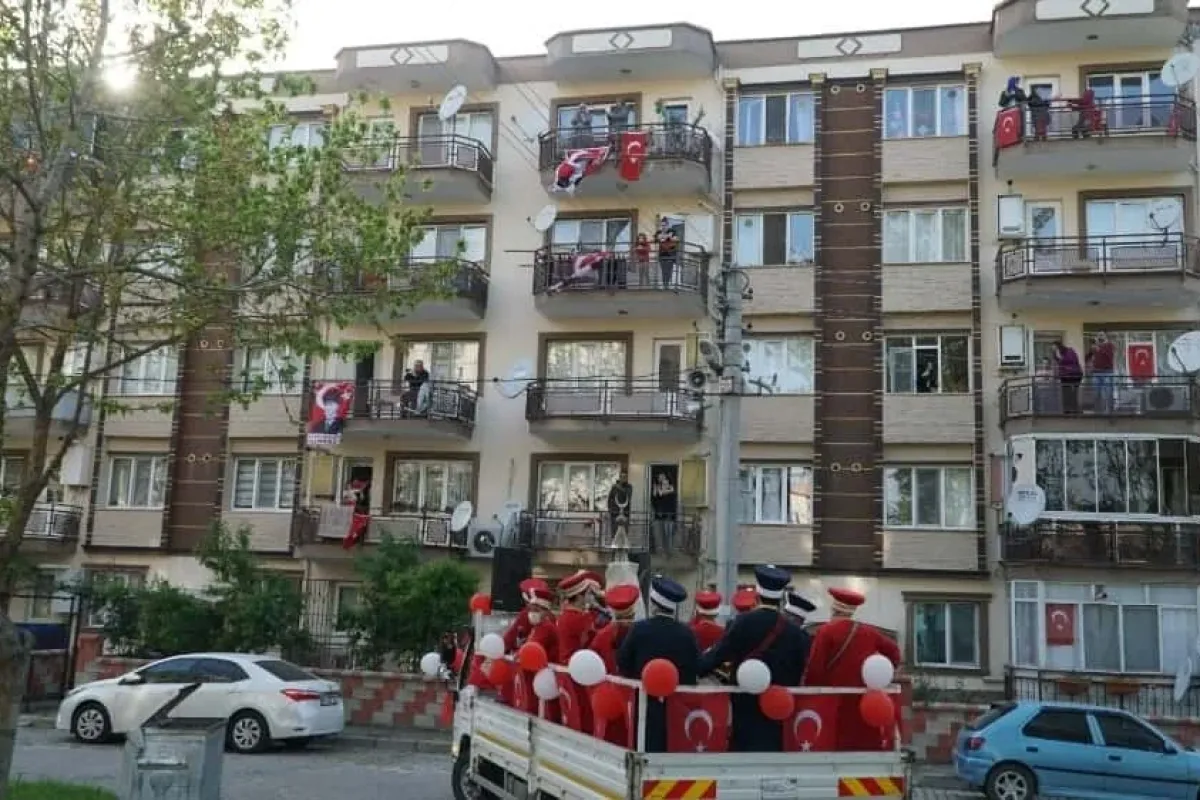 Mustafakemalpaşa Belediyesinden mehterli 23 Nisan kutlaması