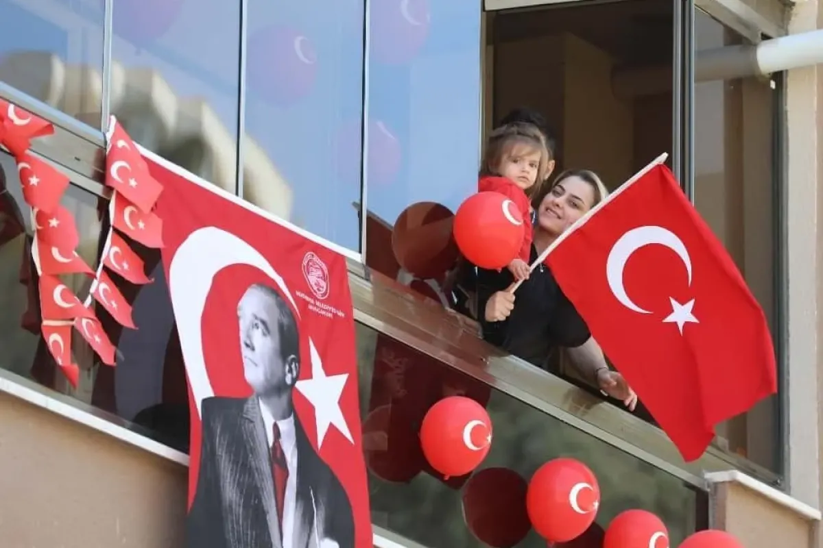 Mudanya Belediyesi, egemenliğin 100. yılında bayramı evlere taşıdı
